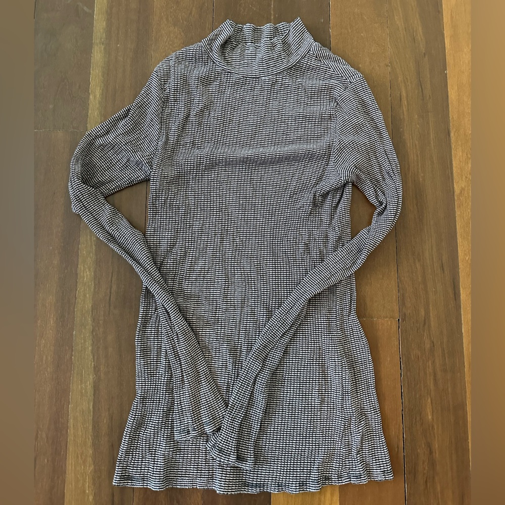 Anthropologie Turtleneck